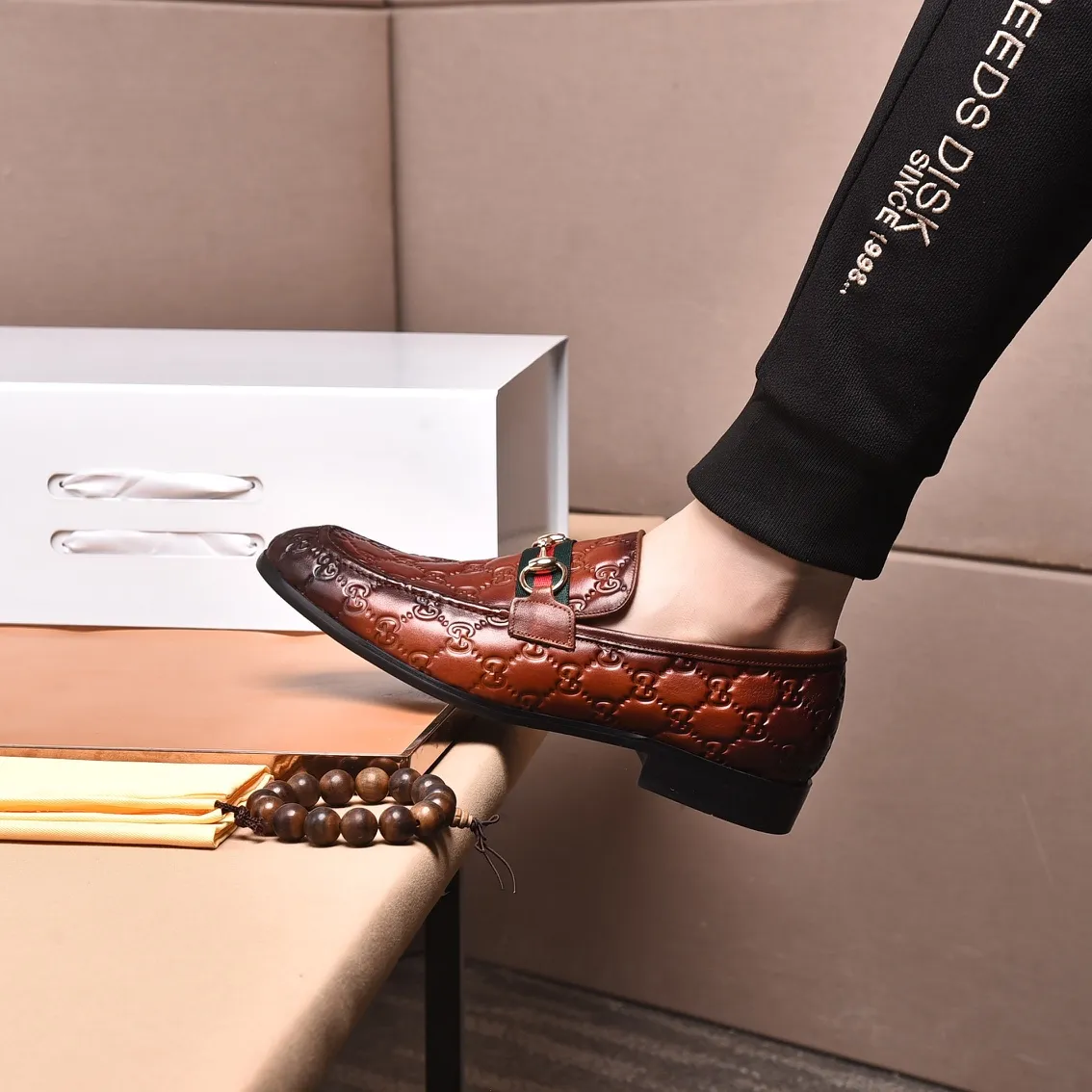 Men's shoes💰540📛📛Original (water-dyed cowhide) Gucci GUCCI official website formal shoes🌀 Italian🇮🇹imported cowhide➕top imported water-dyed cowhide lining💋Finely handmade original bottom, the real thing looks better when photographed in person Standard size 38-44
